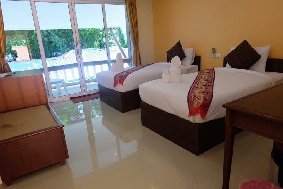 Family Guesthouse Chaweng ภายนอก รูปภาพ